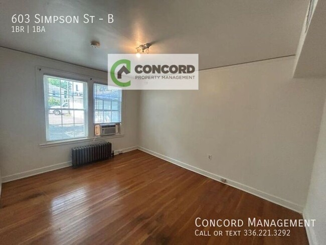 Building Photo - 603 Simpson St