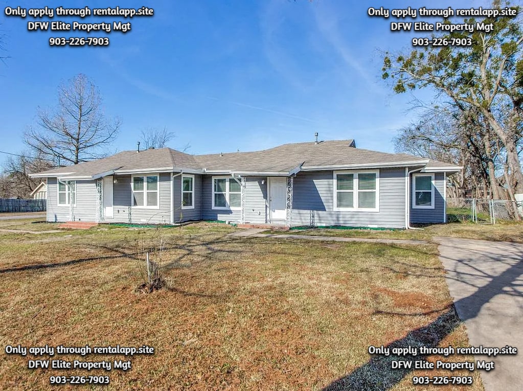 Building Photo - 3014 Poplar St