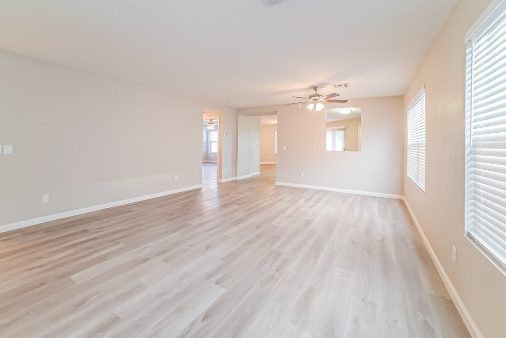 Building Photo - 7929 W Caron Dr