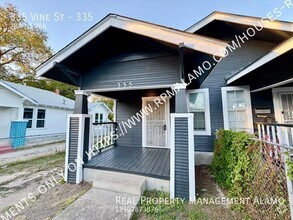 Building Photo - *MOVE IN SPECIAL* AVAILABLE NOW! 2 Bedroom...