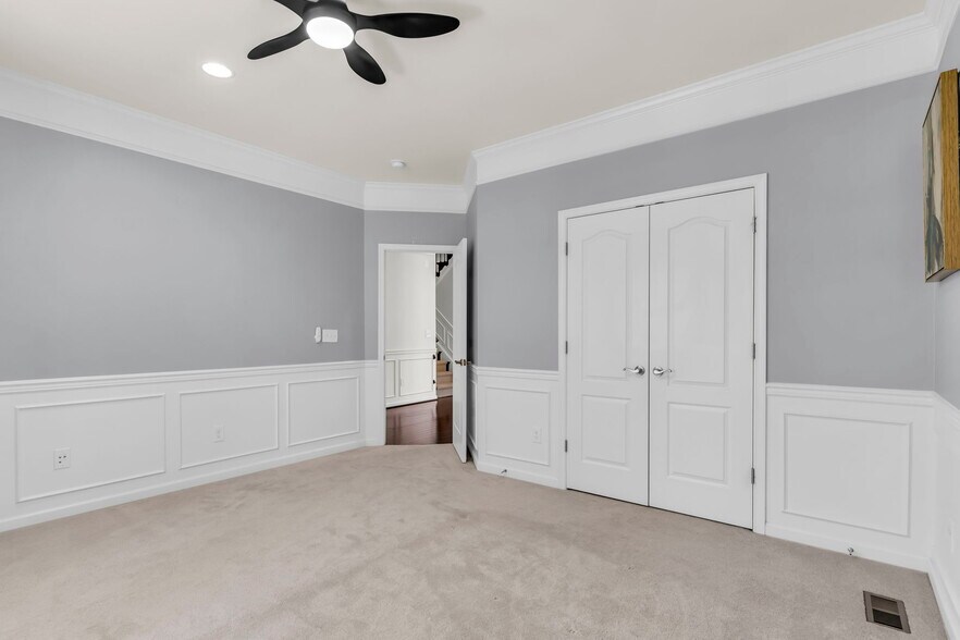 Building Photo - 42522 Stratford Landing Dr