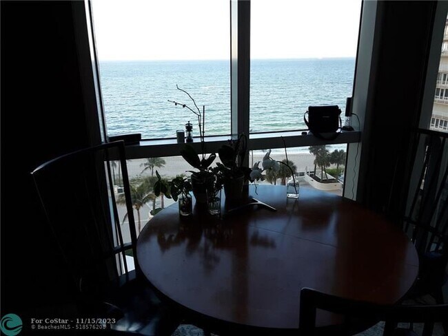 Building Photo - 4240 Galt Ocean Dr