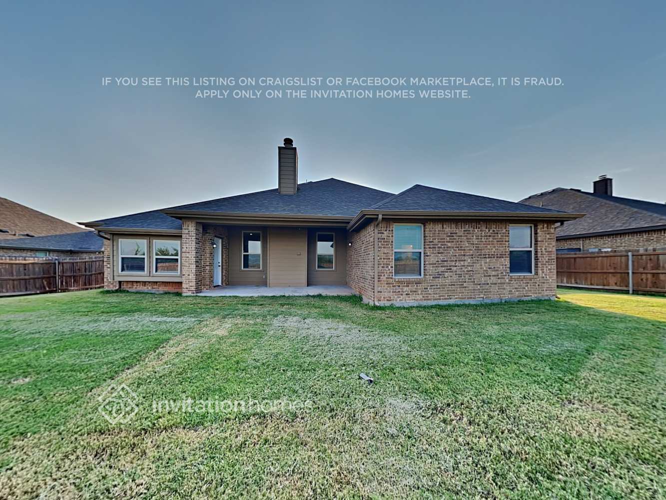 Building Photo - 5629 Park View Dr