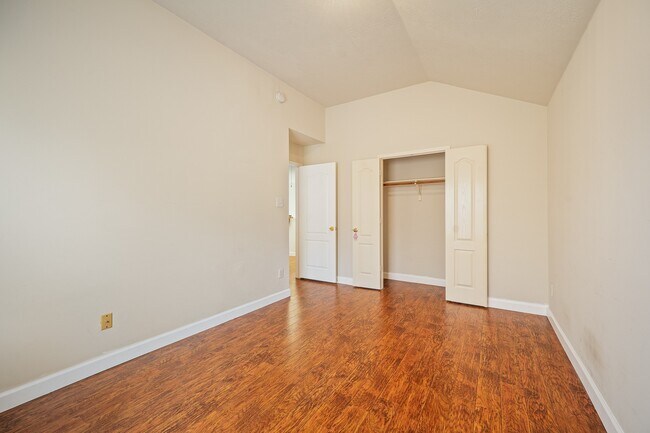 Building Photo - 11134 Maynard Pl
