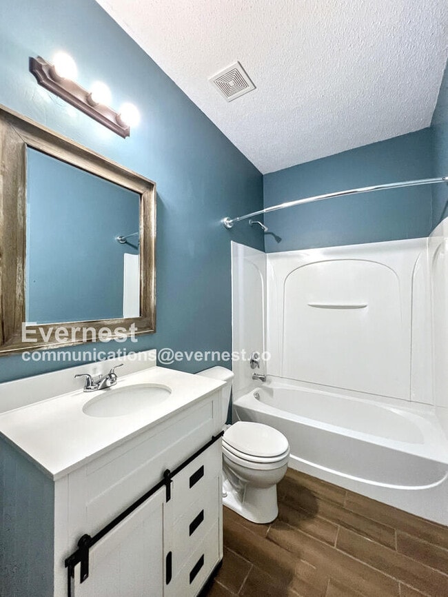 Building Photo - 4866 Water Brook Cir