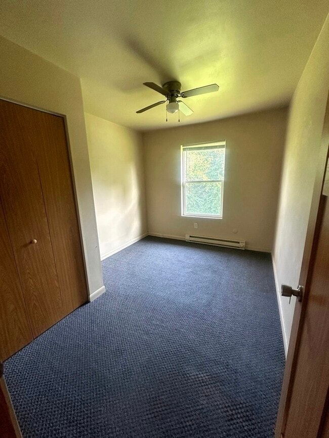 Building Photo - 25731 W Bridge St