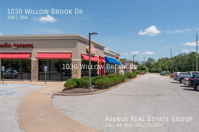 Building Photo - 1030 Willow Brook Dr