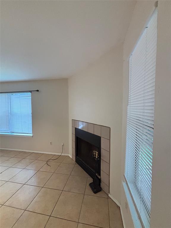 Building Photo - 515 Luther Dr