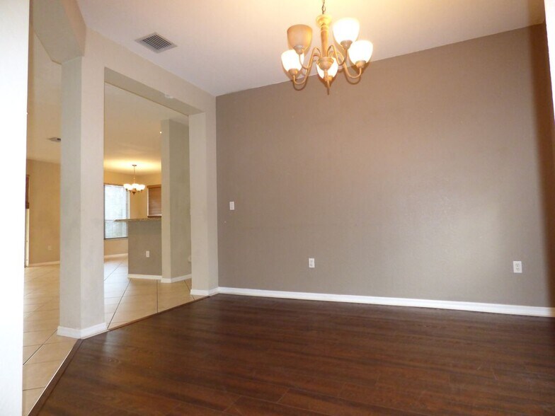 Building Photo - 14822 SW 52nd St