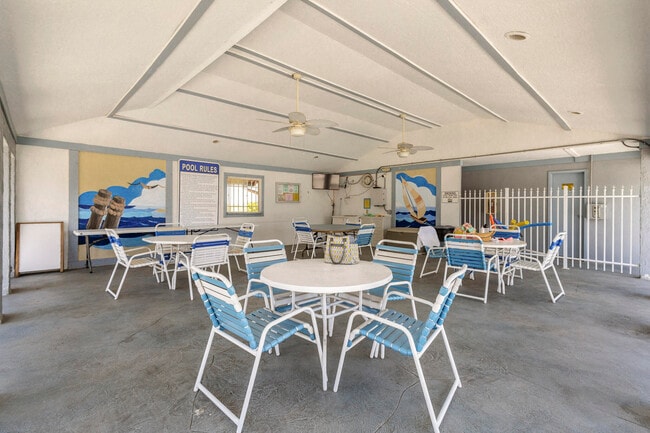 Building Photo - 7190 US-1