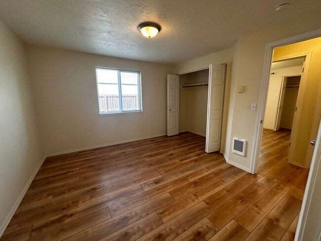 Building Photo - COMING SOON 3 Bedroom 2 Bath Single Family House