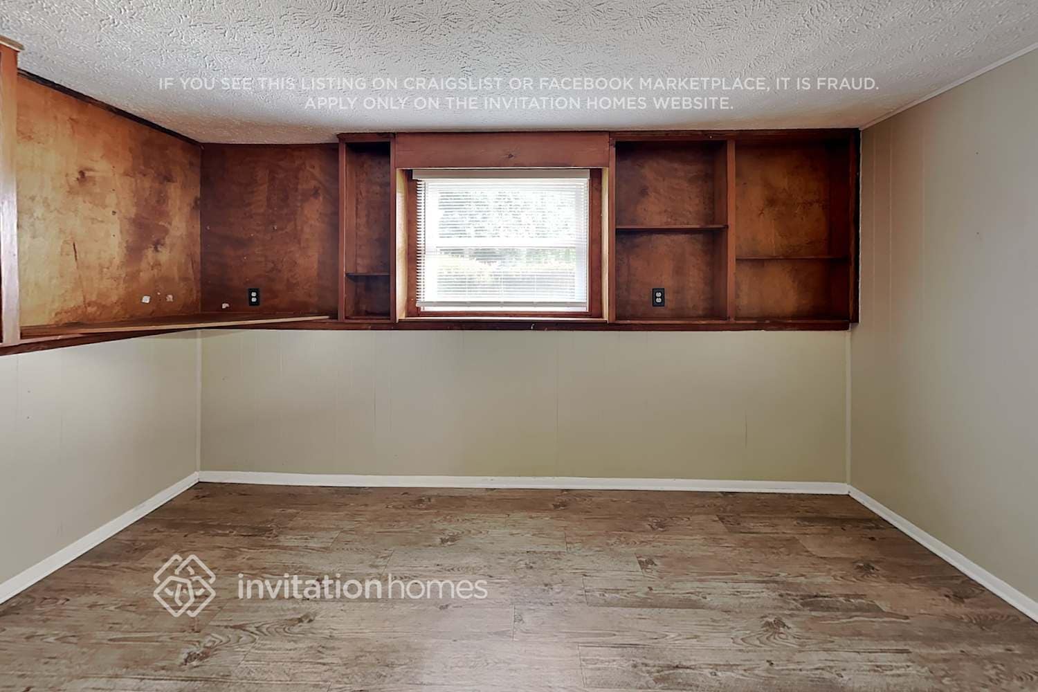 Building Photo - 390 Hembree Forest Cir
