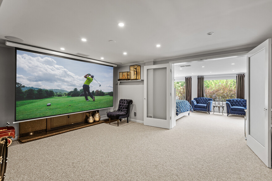 2nd Home Theatre - 15610 Holdridge Rd E