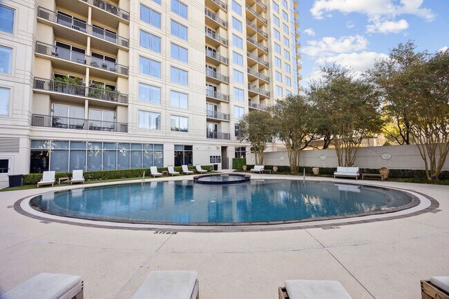 Building Photo - 3333 Allen Pkwy