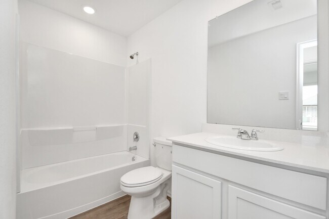 Building Photo - 27010 Breakaway Ln