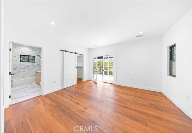 Building Photo - 7503 Hesperia Ave