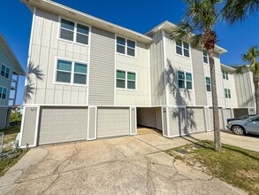 Building Photo - Completely renovated 2 bedroom 2 bath waterfront condo for rent near Pensacola Beach!