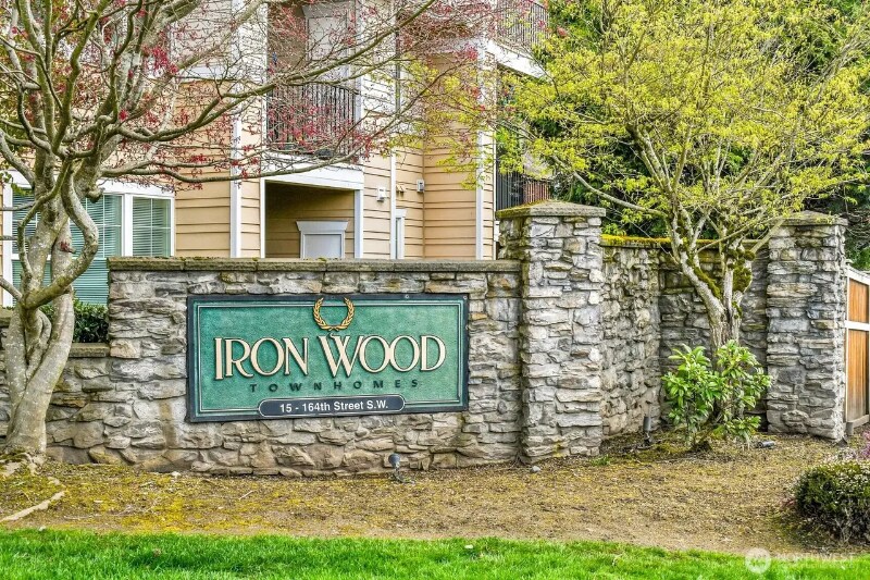 Building Photo - 15 164th St SW