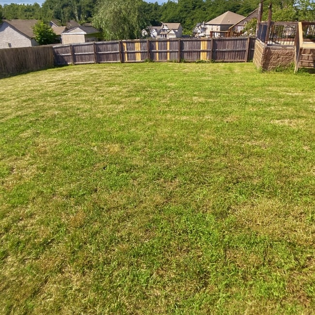 Building Photo - 3 bedroom 2 bath Gem in Hidden Springs Subdivision