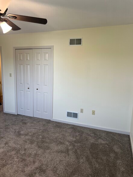 Building Photo - 1516 Tussey Ct