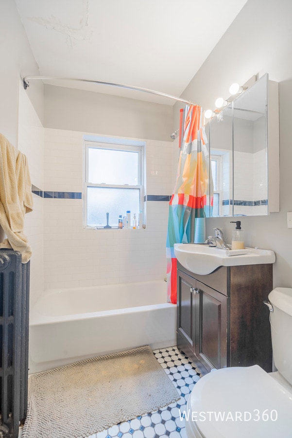 Building Photo - 6510 N Hamilton Ave