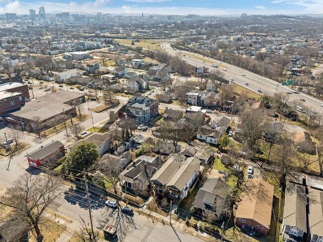 Building Photo - 1609 9th Ave N