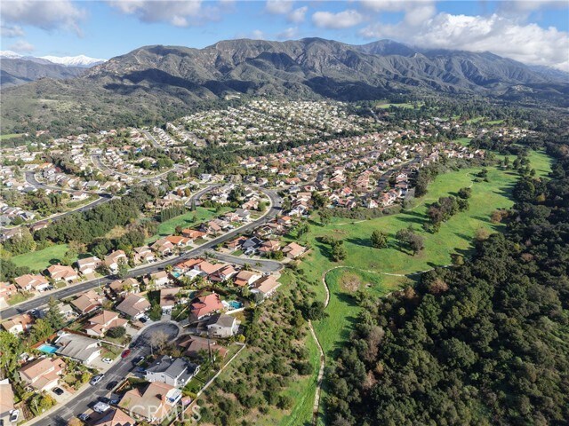 Building Photo - 2142 Iron Club Dr