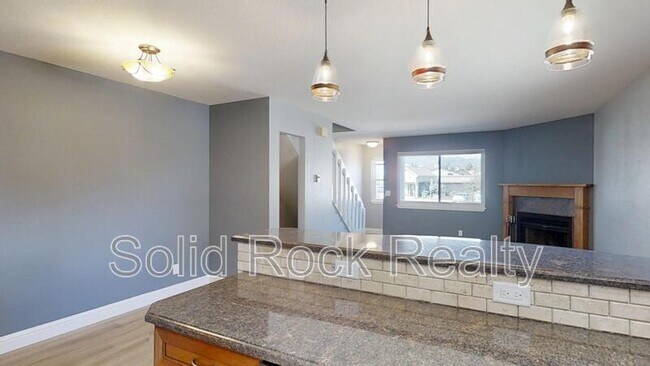 Building Photo - 1299 Vondelpark Dr