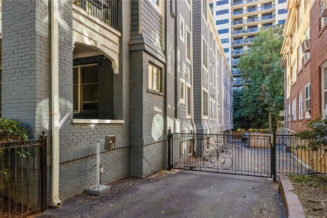 Building Photo - 259 14th St NE