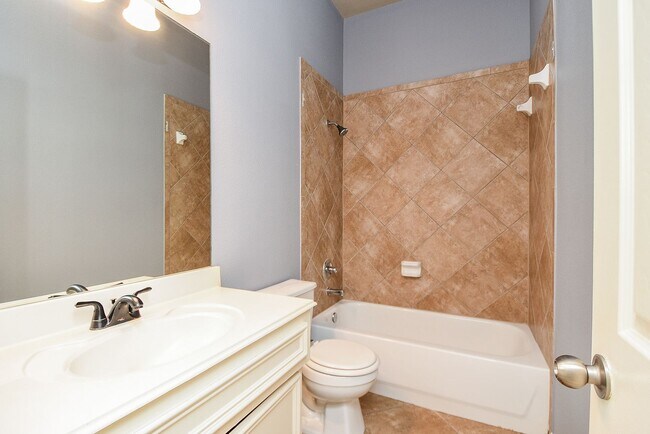 Building Photo - 9235 Black Tooth Way