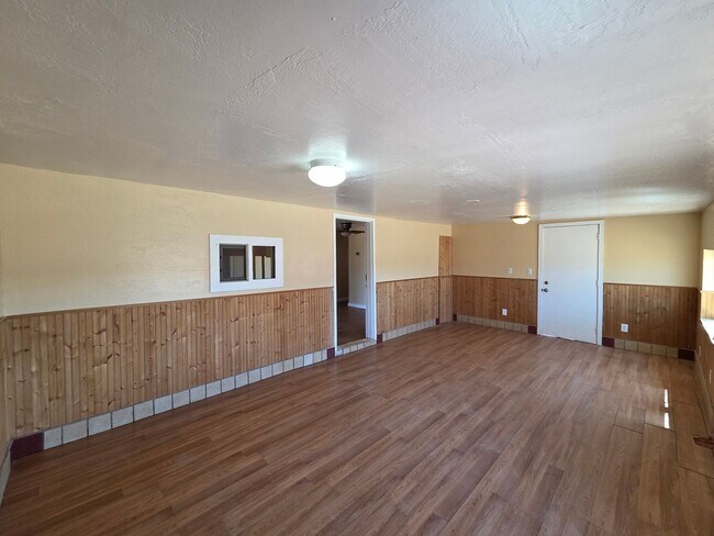 Building Photo - Queen Creek 3 bed / 2 bath on just under 5 Acres! No HOA!