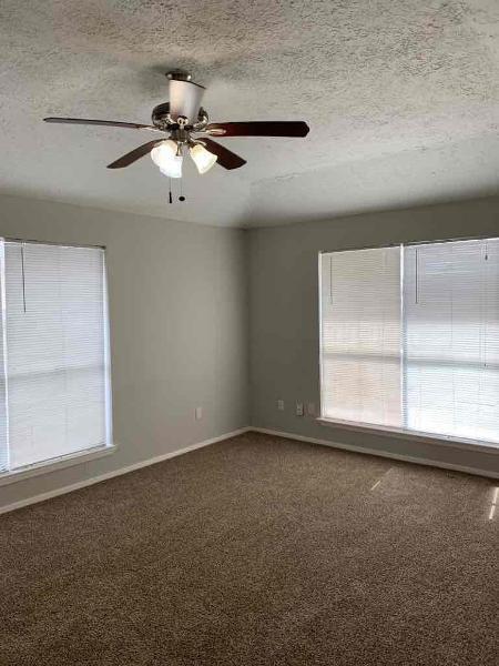 Building Photo - 2507 Ironclad Dr