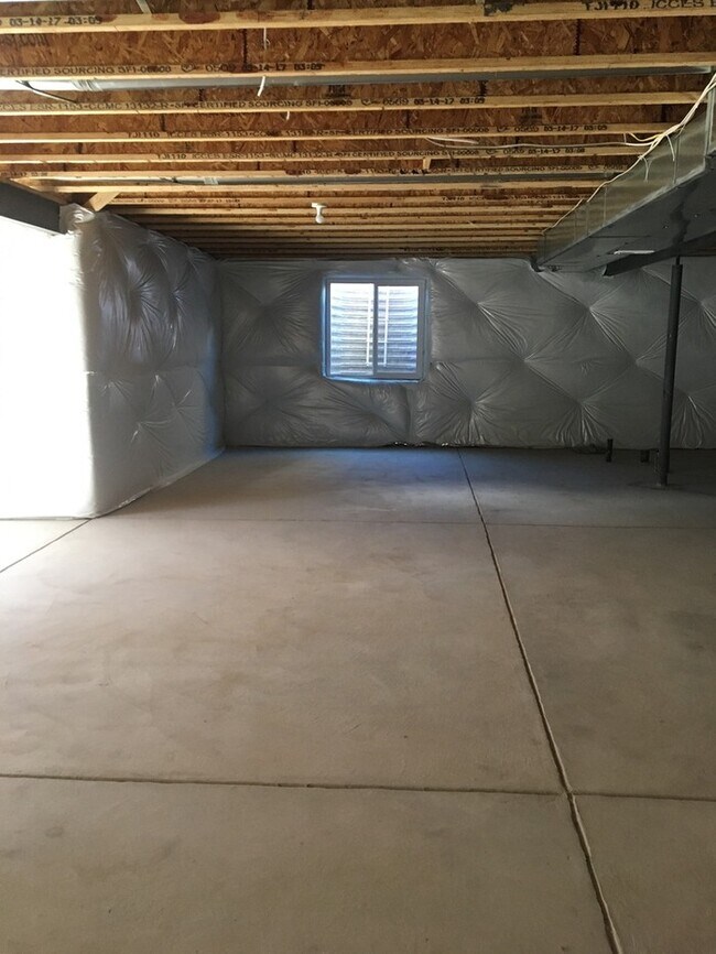 Building Photo - Newer, Spacious 3 Bedroom / 2 Bath in Wellington! New Carpet and Paint Before Move In