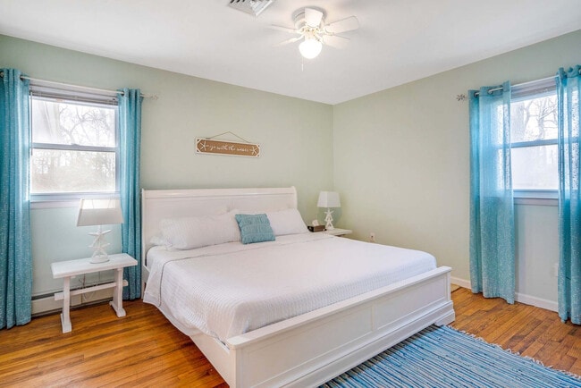 Building Photo - 18 Maryland Blvd