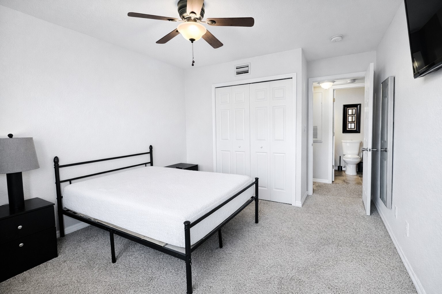 Building Photo - 2918 Antique Oaks Cir