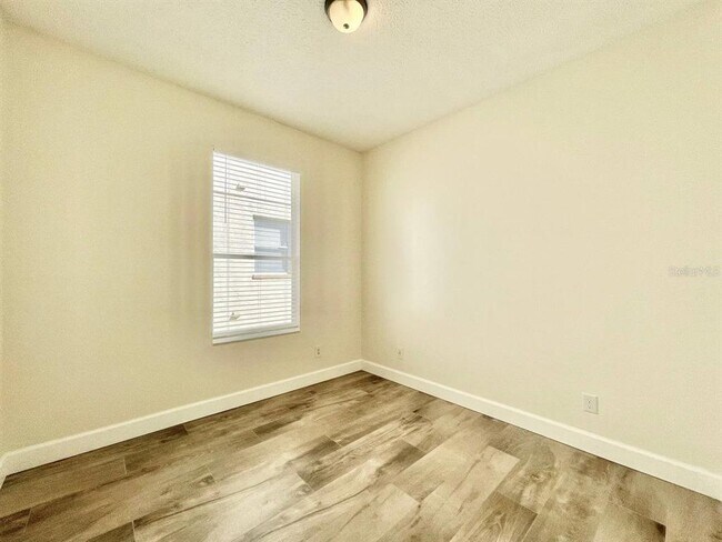 Building Photo - 18417 Meadow Blossom Ln