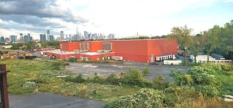 Building Photo - 708 Garfield Ave