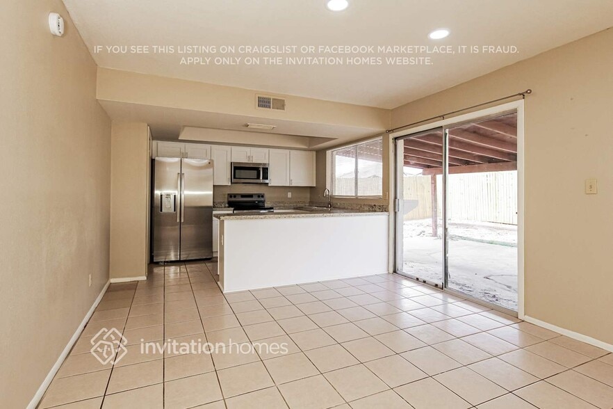 Building Photo - 7556 W Turney Ave