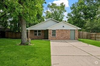 Building Photo - 157 Hillside Dr