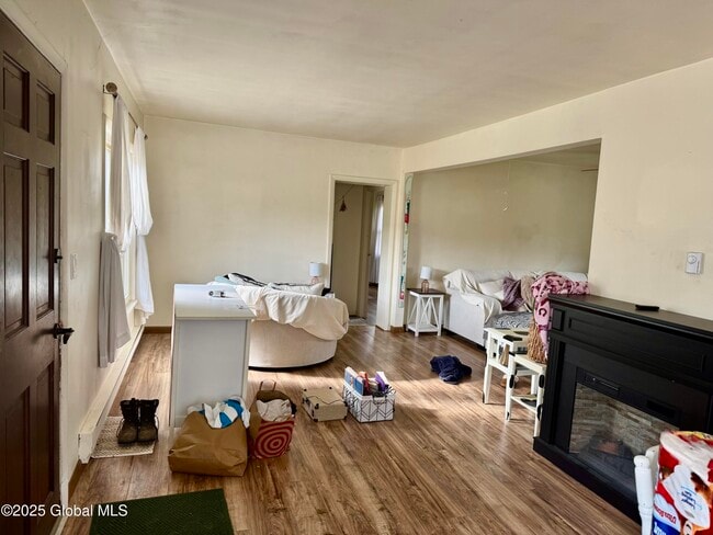 Building Photo - 24 Kowal Ln
