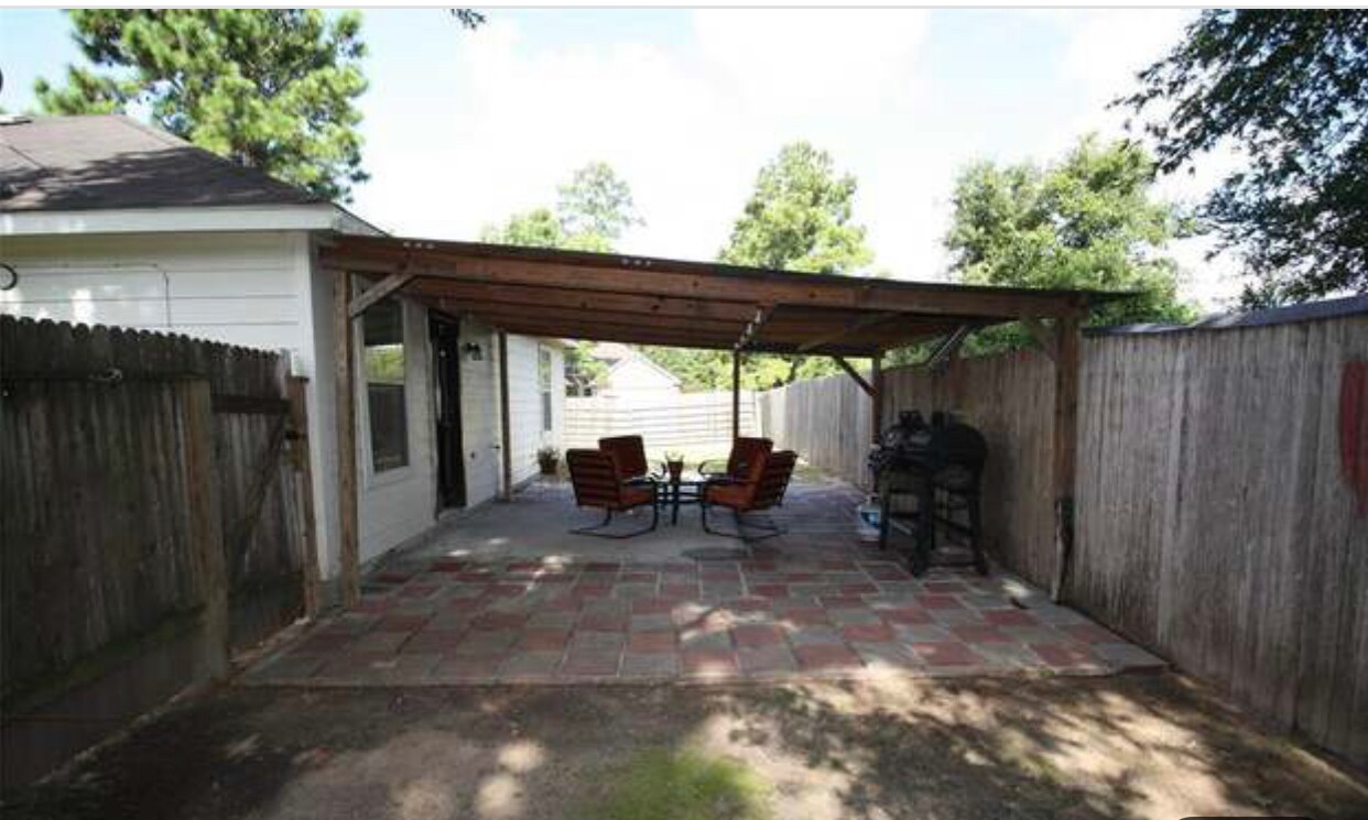 Building Photo - 9821 Rhea Ct