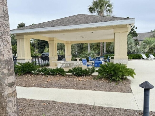 Building Photo - 222 Biltmore Pl