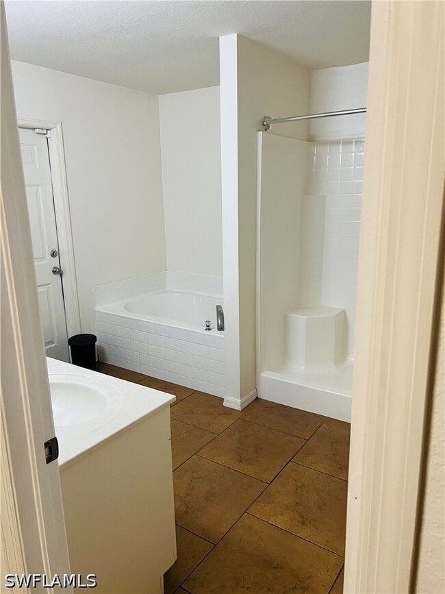 Building Photo - 3280 2nd Ave SE