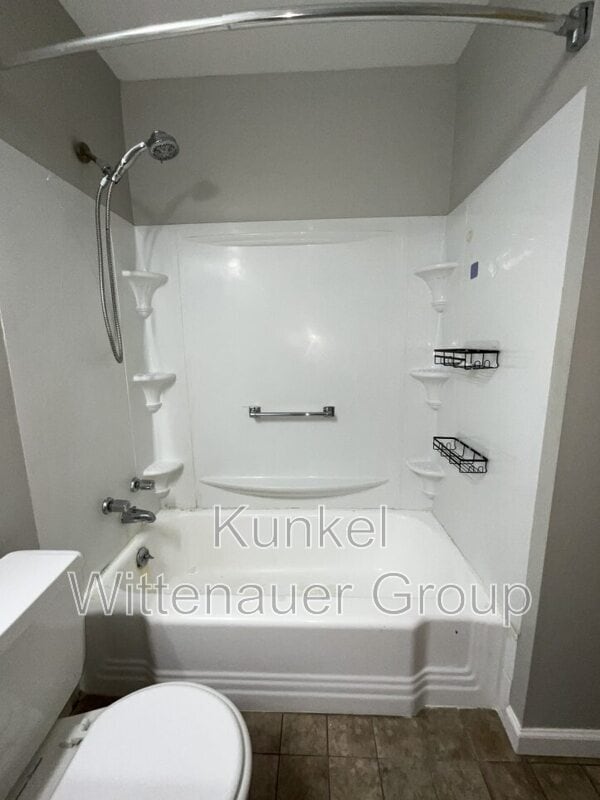 Building Photo - 209 Whitehall Dr