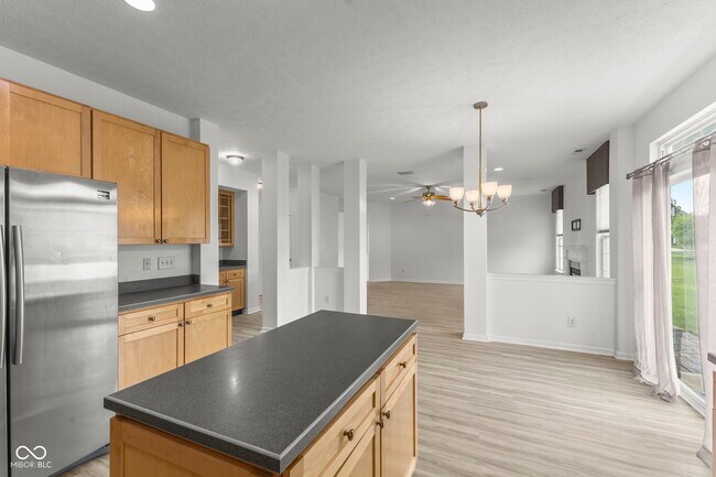 Building Photo - 13711 Alvernon Pl
