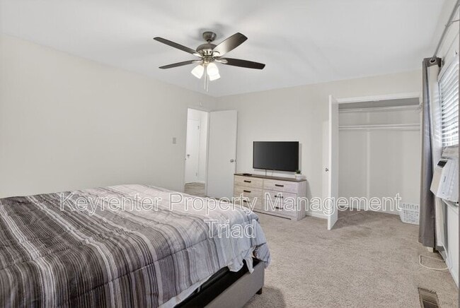 Building Photo - 115 S Mendenhall St