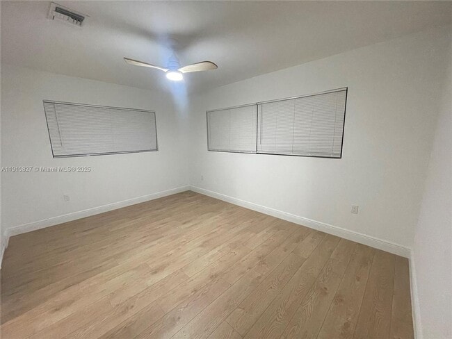 Building Photo - 317 N 31st Ave