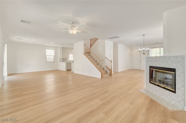 Building Photo - 10808 Wallflower Ave