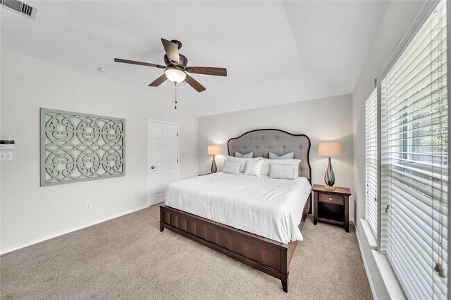 Building Photo - 1911 Mound Lake Dr