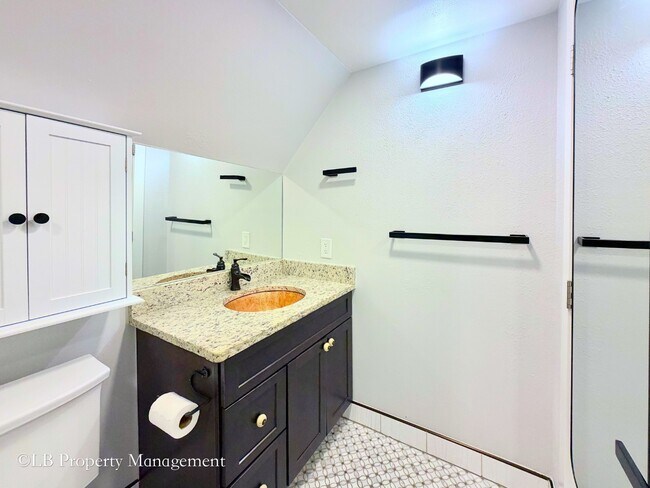 Building Photo - 1107 N Downing St